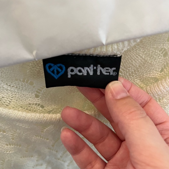 Gorgeous summer tank - Picture 5 of 5